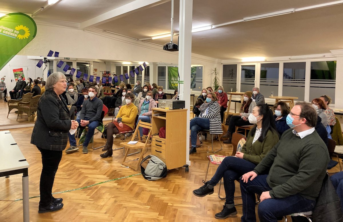 Teilnehmer bei der Veranstaltung "Geballte Frauenpower" am Frauentag beim OV Ibbenbüren