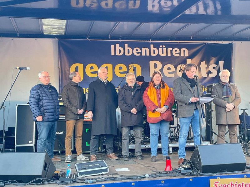 Bühne bei Demo "Ibbenbüren gegen Rechts"