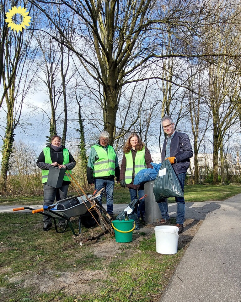 Viel Müll am Mühlenteich